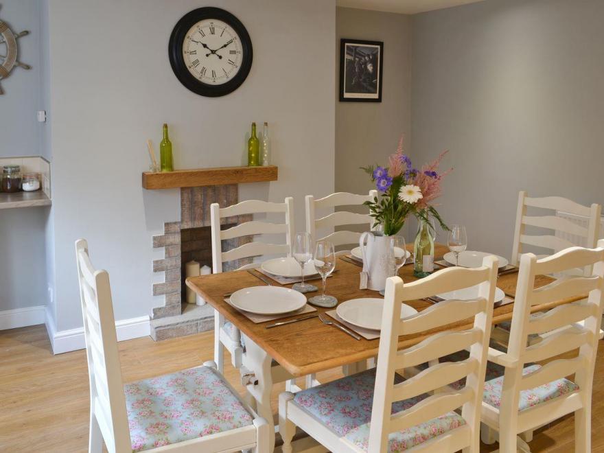 Abbeydale Town House