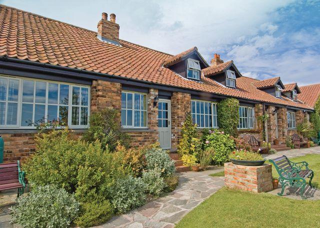 Jasmine Cottage - E1493