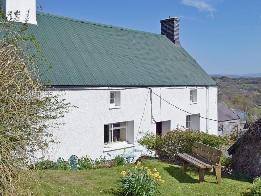 The Old Farmhouse Cottages in Carmarthenshire sleeping 5