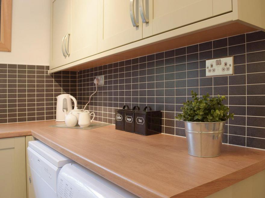 The Roses Cottage - W42499