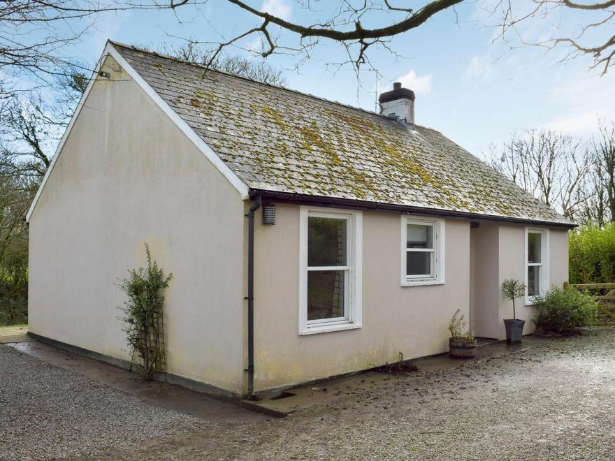 The Roses Cottage - W42499