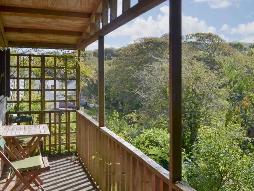 Bannsvale Summer House - W43195