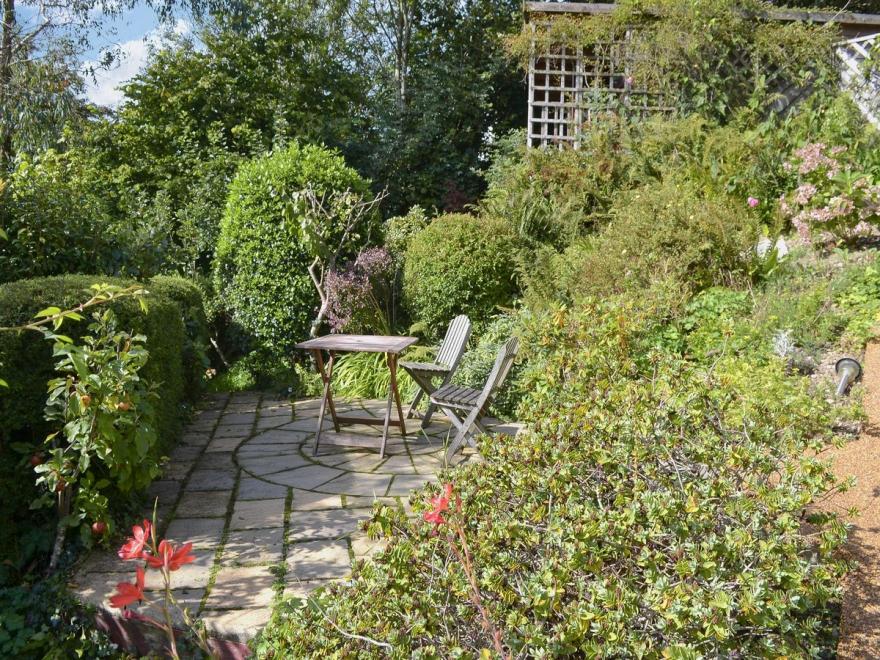 Bannsvale Summer House - W43195