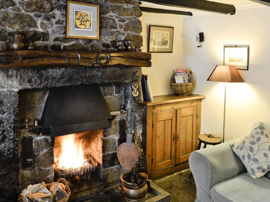 Paddock Cottage - 28086