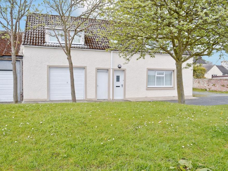 Shore Cottage Cottages in Dumfries and
