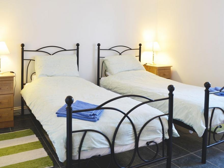 Yr Hen Ysgubor - 29176