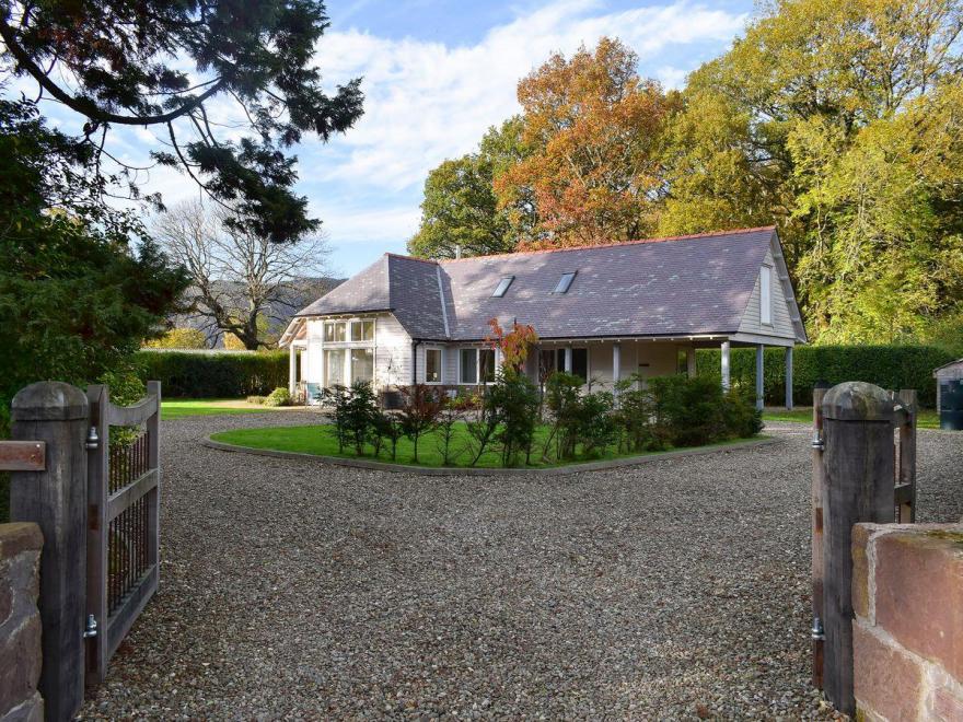 The Kennels Cottages In Loch Lomond And The Trossachs Sleeping 2