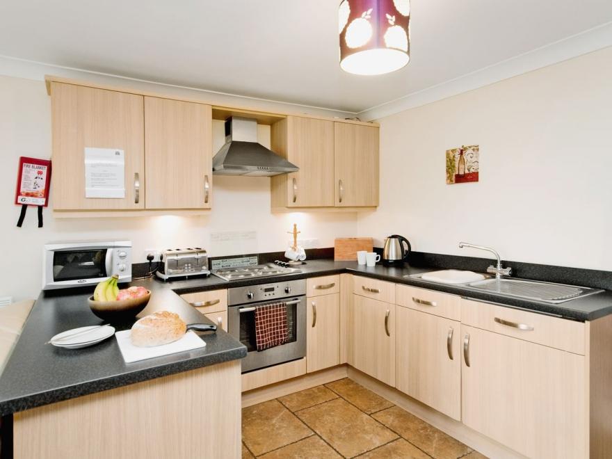 Close Cottage - W41944