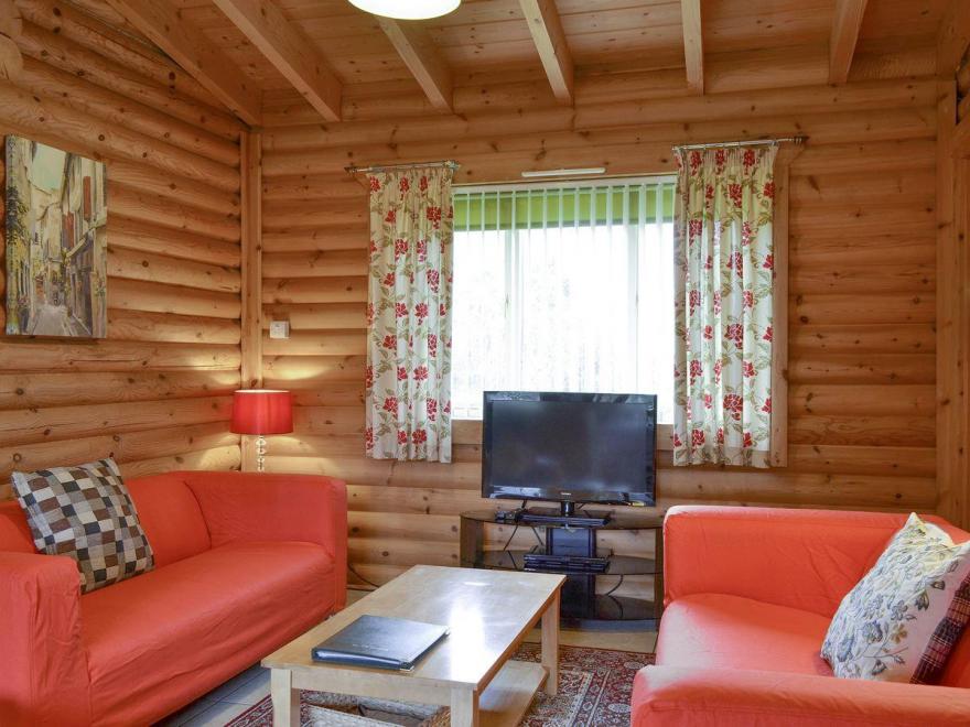 Pheasant Lodge-W43009