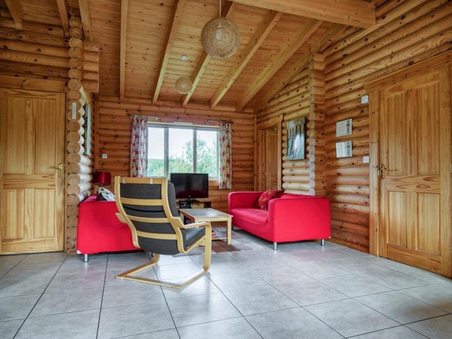 Pheasant Lodge-W43009