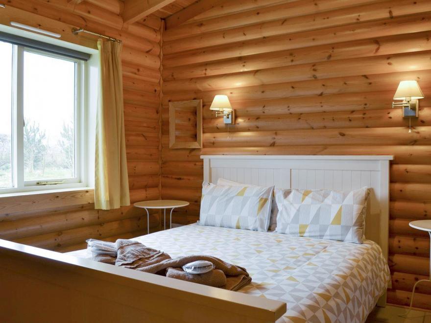 Mallard Lodge - W43171