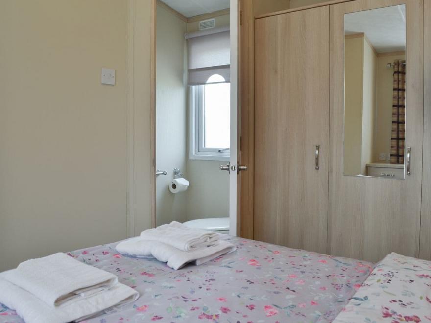 Porthdy Crey r Wen - Egret Lodge