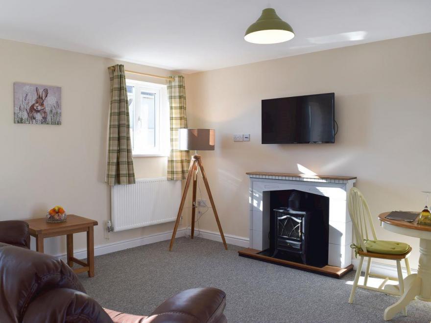 Stable Cottage - UK6572