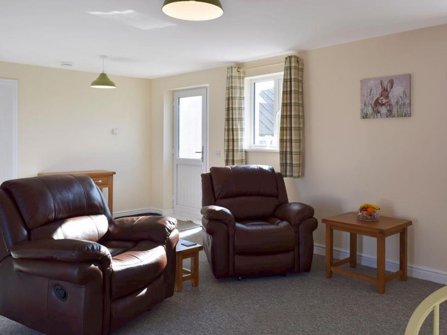 Stable Cottage - UK6572