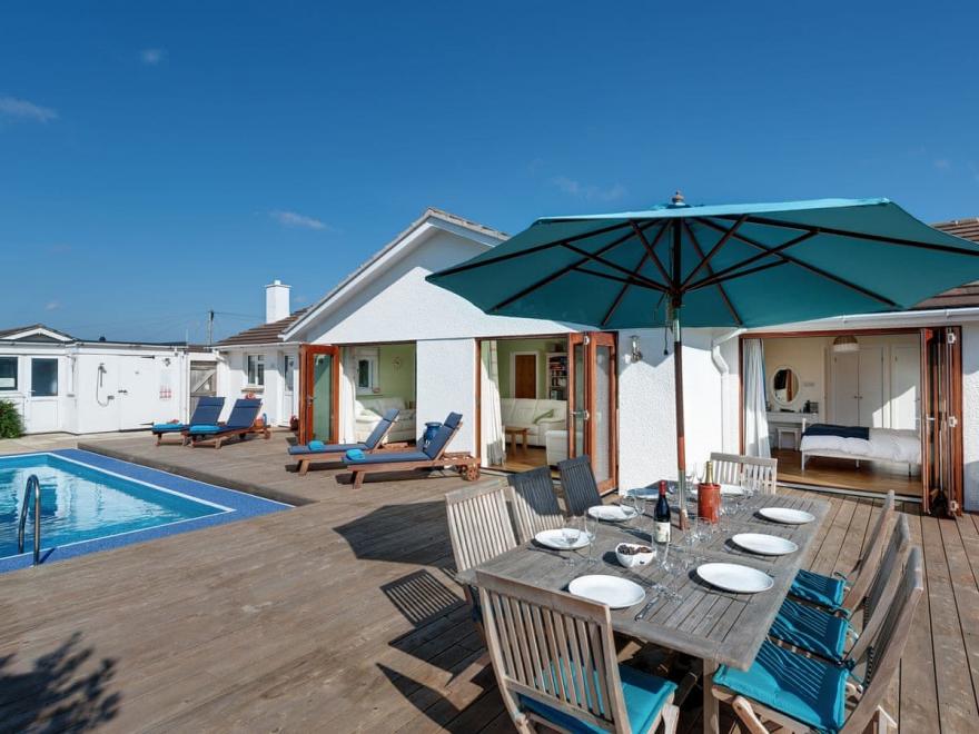 Sunny Corner Cottage