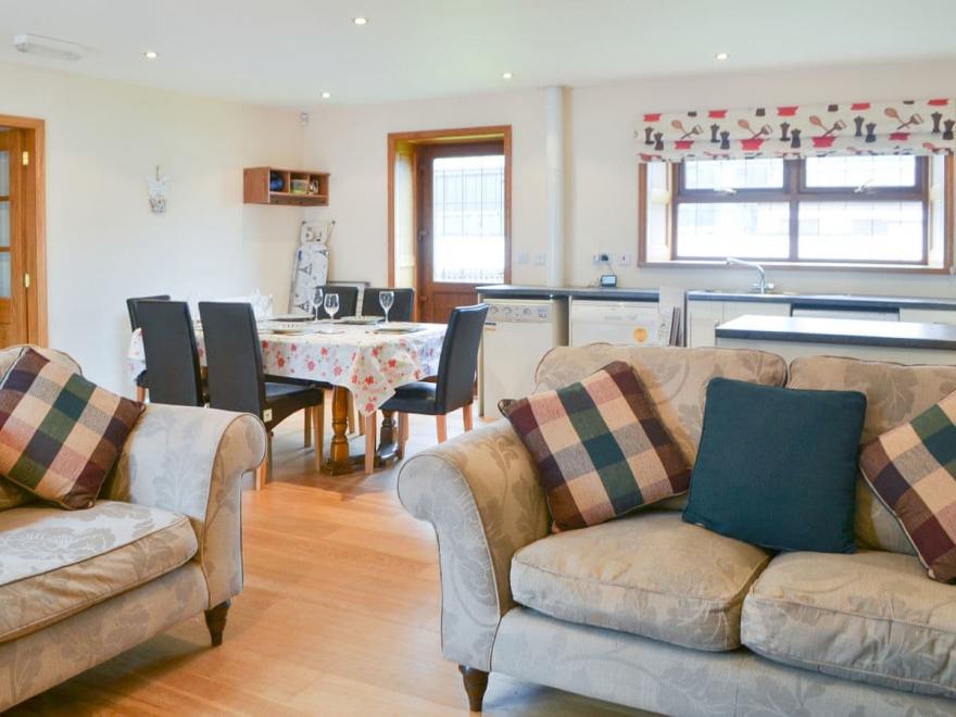 Mallard Cottage - UK11157