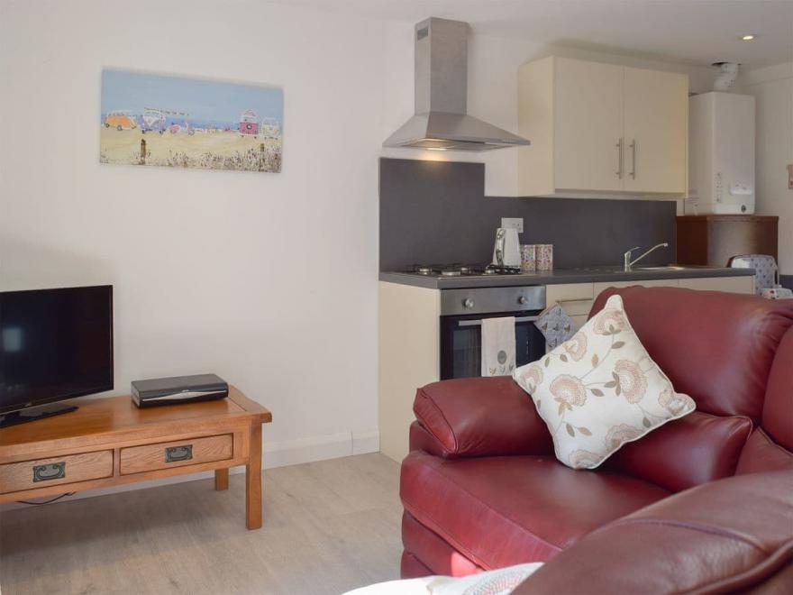 Hen Llaeth - UK11209