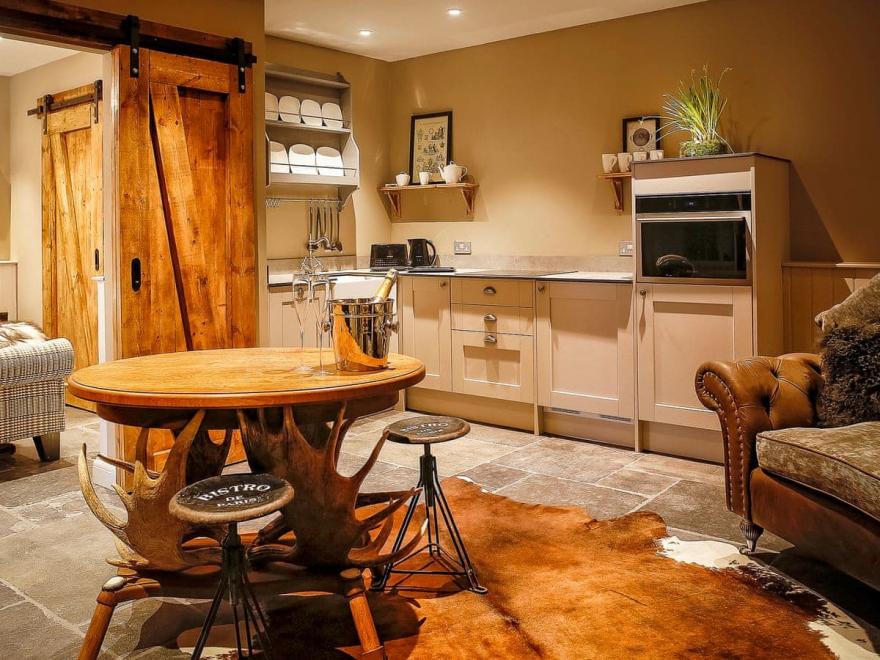 The Stalls - UK11889