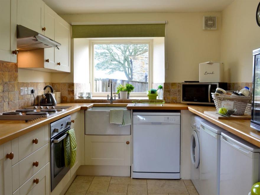 Fern Cottage - UK12145