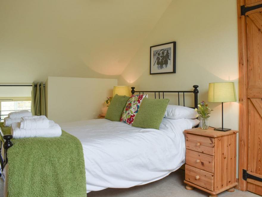 The Mistal - UK12149