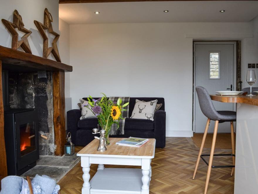 Near Bank View Cottage