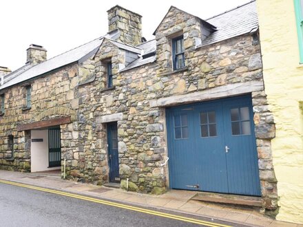 Cottage in Newport, Pembrokeshire, West Wales