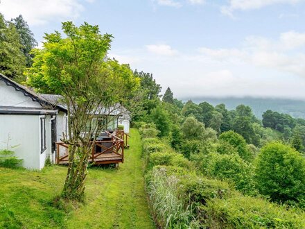 Barn in Loch Ness, The Highlands