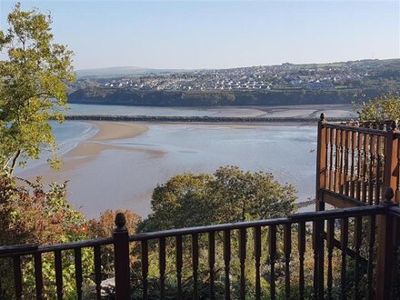 Apartment in Goodwick, West Wales