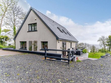 Cottage in Freshwater East, West Wales