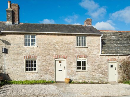 Cottage in Isle of Purbeck, Dorset