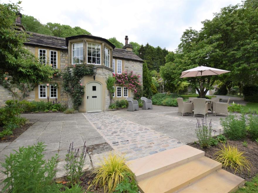 Cottage in Ashford in the Water, Derbyshire