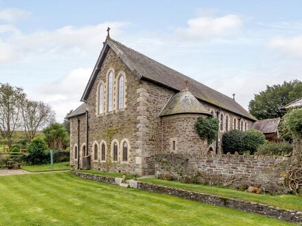 House in Latchley, South Cornwall