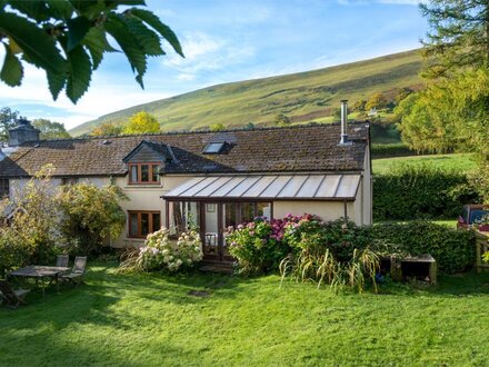 House in Pengenffordd, Mid Wales