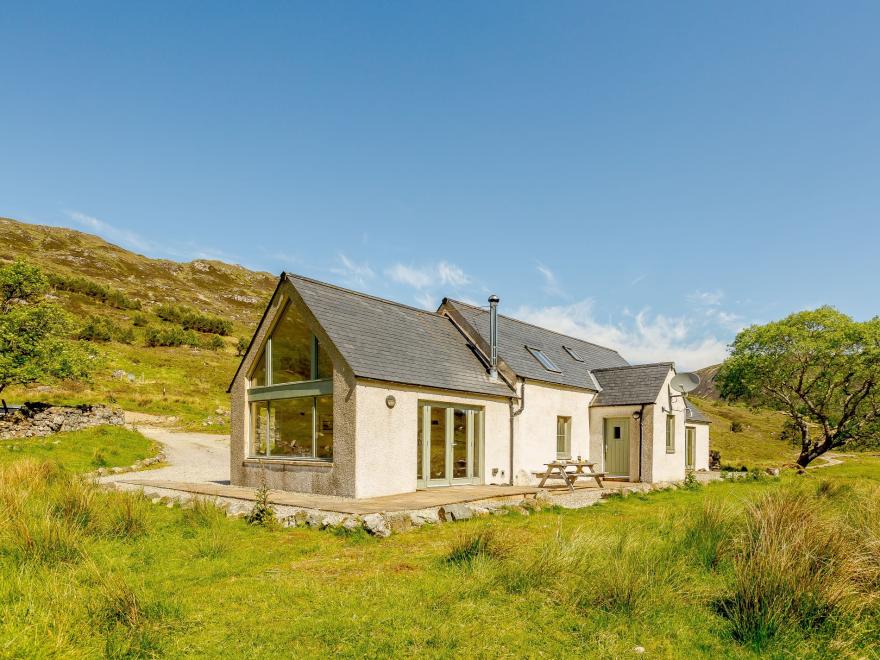 Cottage In The Highlands