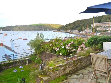 Cottage in Polruan, South Cornwall