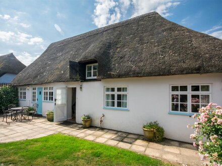 Cottage in Briantspuddle, Dorset