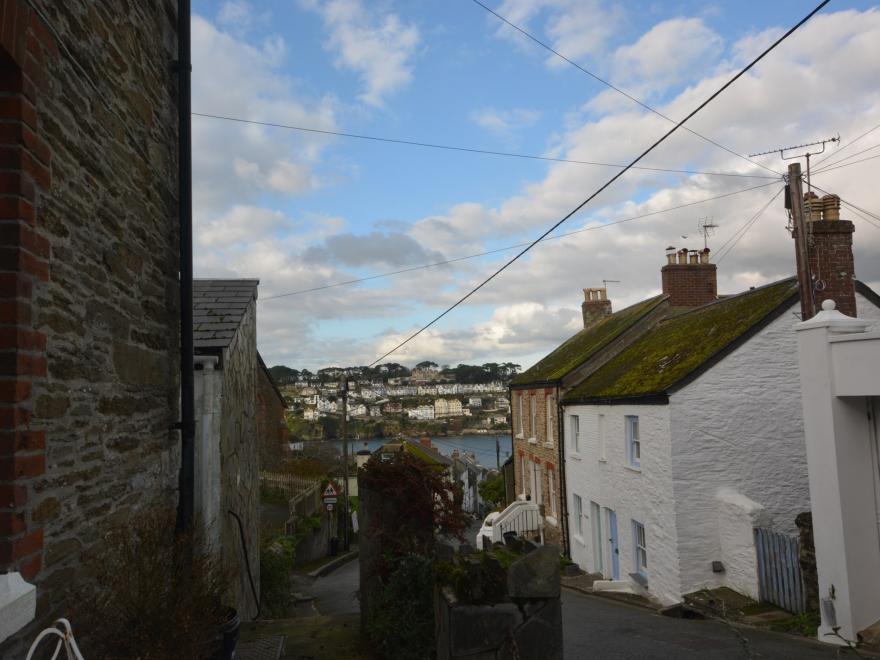 Cottage in Polruan, South Cornwall