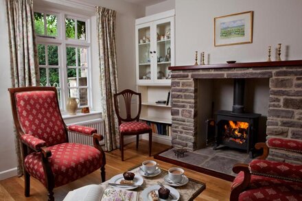 Cottage in Talybont-on-Usk, Mid Wales