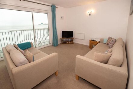 Apartment in Saundersfoot, West Wales