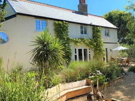 Cottage in Totland Bay, Isle of Wight