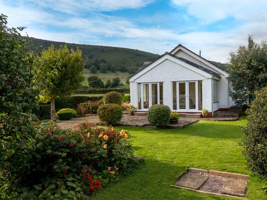 Bungalow In South Wales