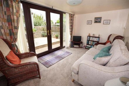 Apartment in Penally, West Wales