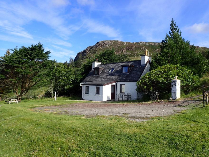 Cottage In The Highlands