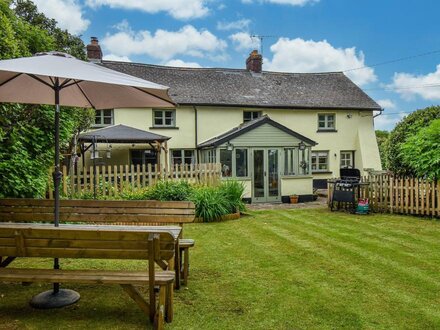 Cottage in Tiverton, Mid and East Devon