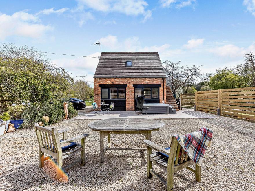 Cottage In Warwickshire