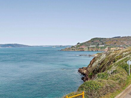 Log Cabin in Plymouth, South Devon