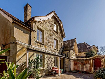 Cottage in Niton Undercliff, Isle of Wight