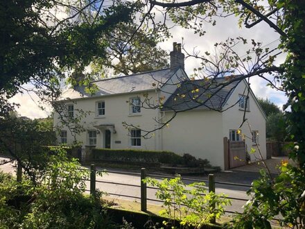 House in Winfrith Newburgh, Dorset