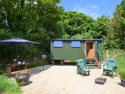 Log Cabin in Beesands, South Devon