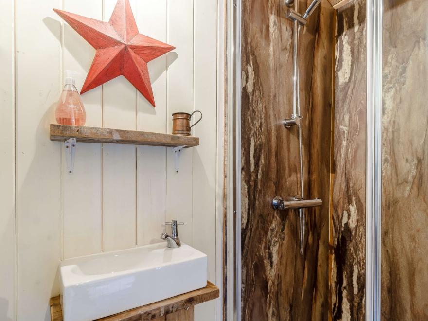 Log Cabin in Aylsham, Norfolk